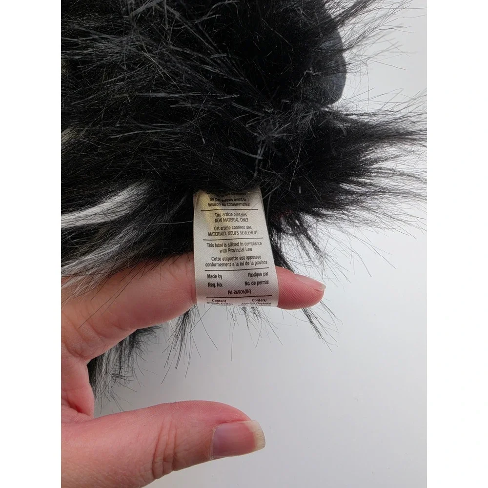 Portland Plush Steven Skunk Black White Shaggy Fur Stuffed Animal Green Heart 9